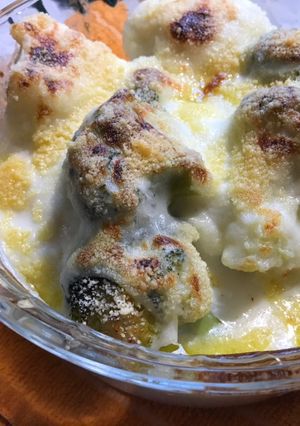 Una foto de Bro-coli-flor II(crucíferas al vapor con bechamel gratinadas)