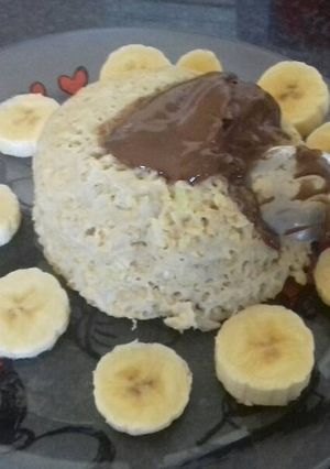 Una foto de Bowl cake de avena y plátano