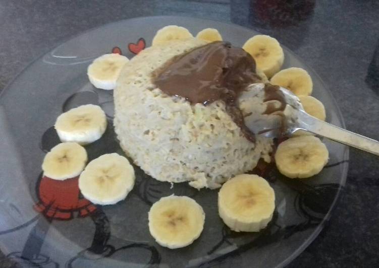 Bowl cake de avena y plátano