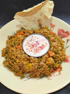 વેજ બિરયાની (Veg Biryani Recipe In Gujarati) રેસીપી મુખ્ય ફોટો