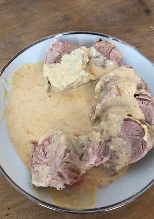 Une photo de Filet mignon de porc à la crème et à la moutarde