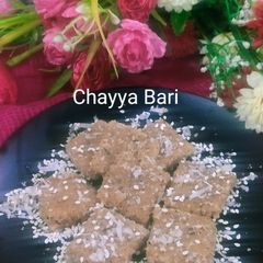 A picture of Tilgud Chikki.