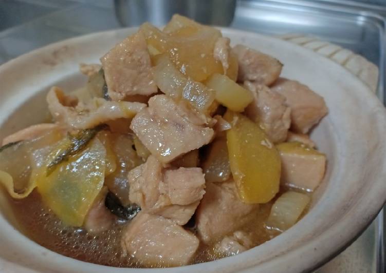 Simple Way to Prepare Quick Chicken and Daikon Nimono