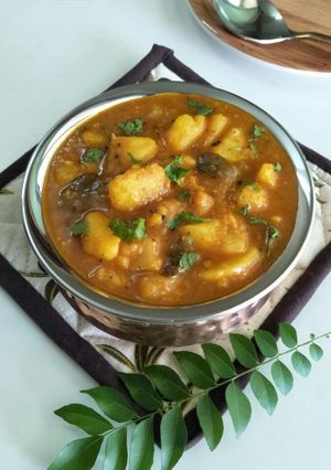 A picture of Batata Nu Shaak.