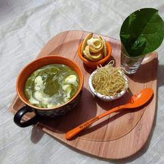 A picture of Malabar spinach soup.
