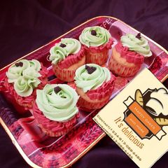 A picture of Butter icing.