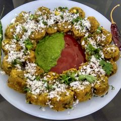 A picture of Mix veg muthiya.