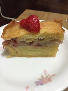 草莓蘋果蛋糕(派) 的食譜成品照片