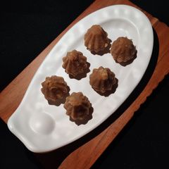 A picture of Ata modak.