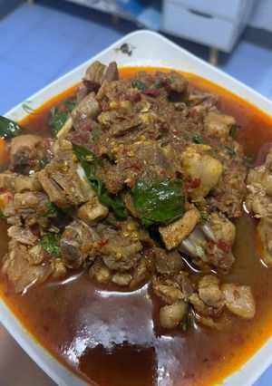 รูปของ แกงเผ็ดไก่เหนียว