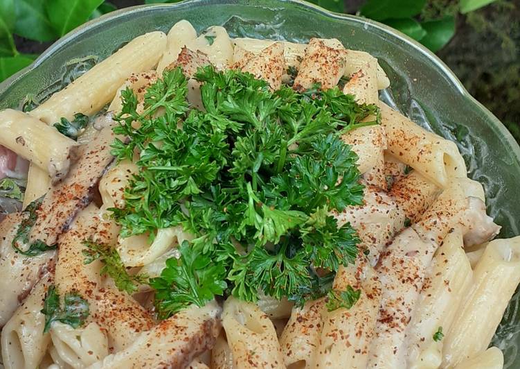 Cara Gampang Menyiapkan Creamy Garlic Mushroom Pasta yang Enak