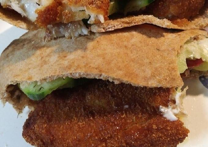 How to Make Homemade Fish in a Pita