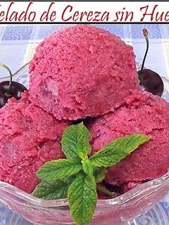 Una foto de Helado de Cereza sin Huevo