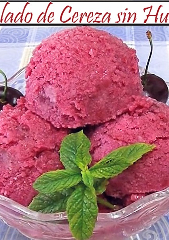 Una foto de Helado de Cereza sin Huevo