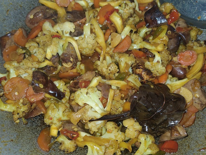 Langkah Mudah untuk Menyiapkan Oseng kembang koll, rempela ati Anti Gagal