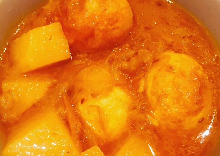 Deemer Dalna(Bengali Egg Curry)