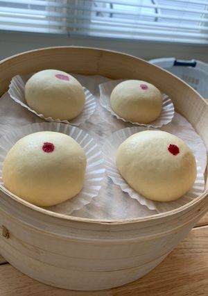 A picture of Vegan Steam Buns.
