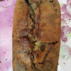 Chocolate cake & Vanilla flovou cake A picture of Chocolate cake & Vanilla flovou cake.