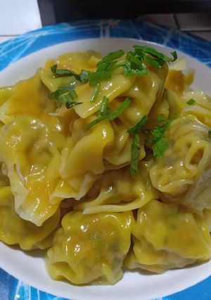 Hình của món Hoành thánh luộc.