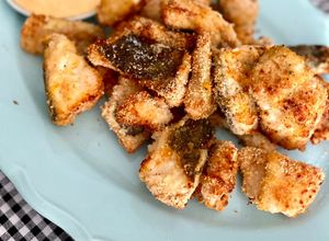 Una foto de Bacalao empanado en airfryer con mayonesa de pimentón