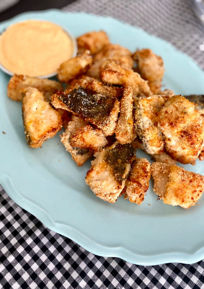 Una foto de Bacalao empanado en airfryer con mayonesa de pimentón