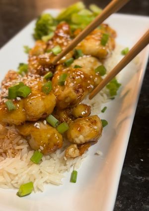 A picture of Crispy air fryer sesame chicken.