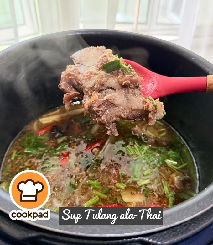 Gambar 👩‍🍳Sup Tulang Ala-Thai