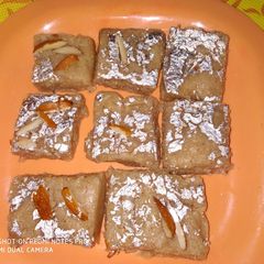 A picture of Moongfali chikki.
