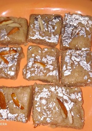A picture of Moongfali chikki.