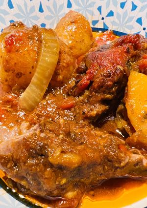 A picture of Crockpot Saucy Chuck Roast.