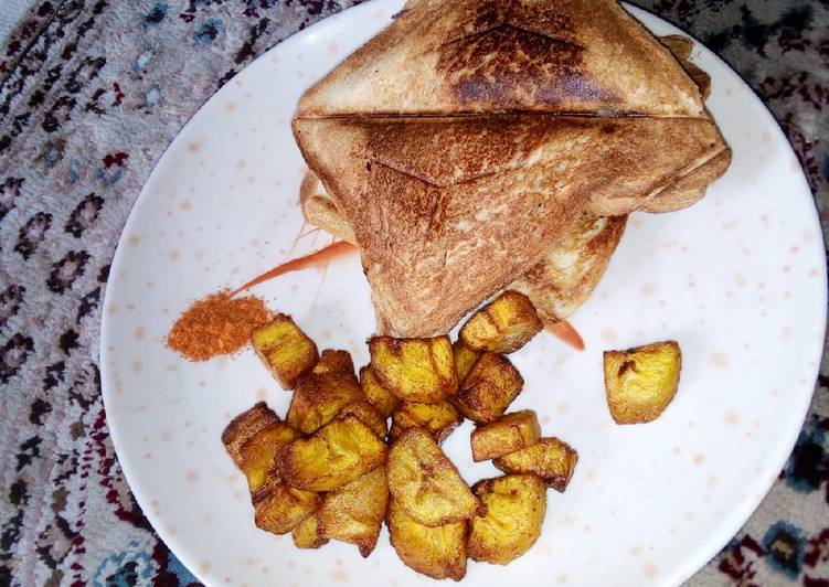 Toast bread/fried plantain