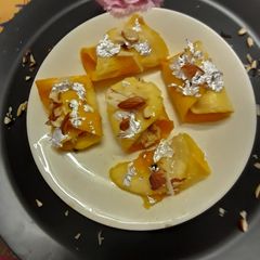 A picture of Mango khoya roll.