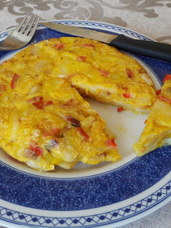 Una foto de 🇪🇸 Tortilla "española" de falso huevo vegana 🍳