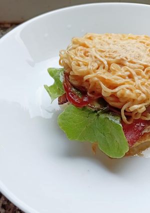 รูปของ เบอร์เกอร์มาม่า