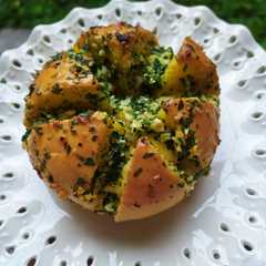 Korean Garlic Cheese Bread Tanpa Whipping Cream রেসিপির প্রধান ছবি