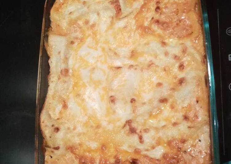 Easiest Way to Make Super Quick Homemade Lasagna