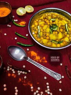 নিরামিষ ঘুগনি (niramish ghugni recipe in Bengali) রেসিপির প্রধান ছবি