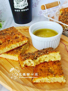 無麩質佛卡夏麵包 的食譜成品照片