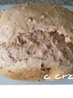Una foto de Pan de nueces, en panificadora Moulinex Pain Doré