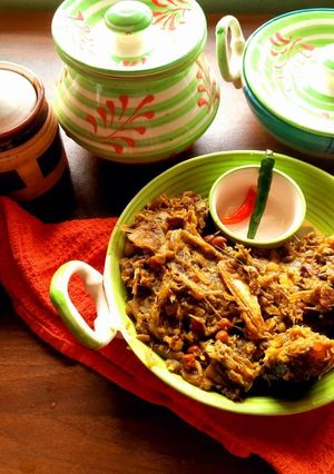 ইলিশ মাছের মাথা দিয়ে কচুরলতি(ilisher matha diye kachurloti recipe in Bengali) রেসিপির প্রধান ছবি