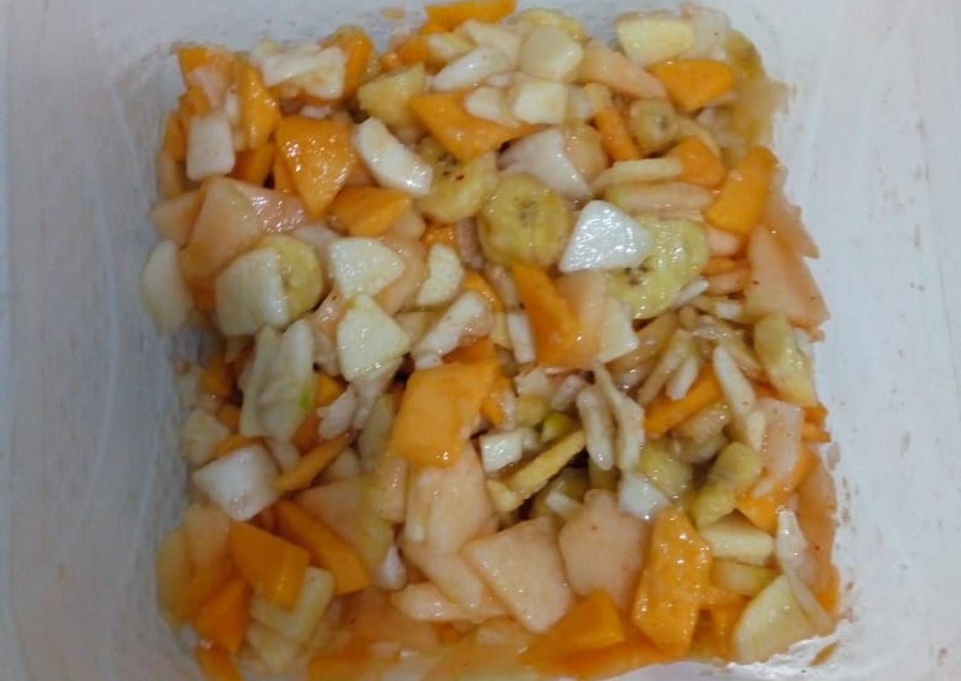 Spicy fruit chaat