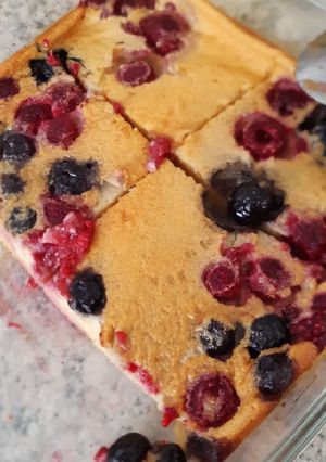 Una foto de Postre de frutos rojos🍓🍒🍇