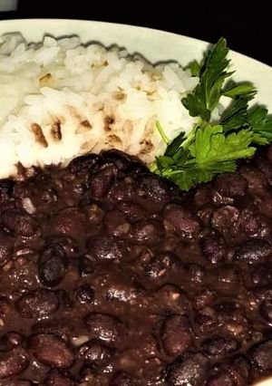 Una foto de Arroz con Feijao