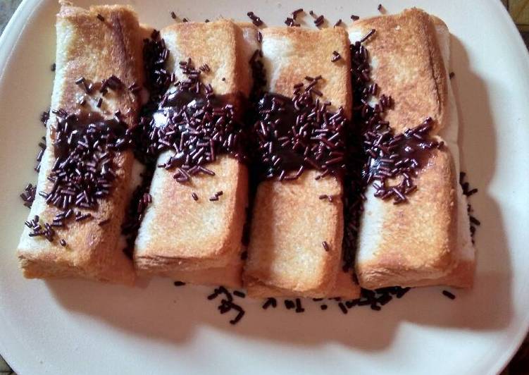  Resep  Roti  isi  coklat  lumer  oleh Ayu Choiriyah Cookpad