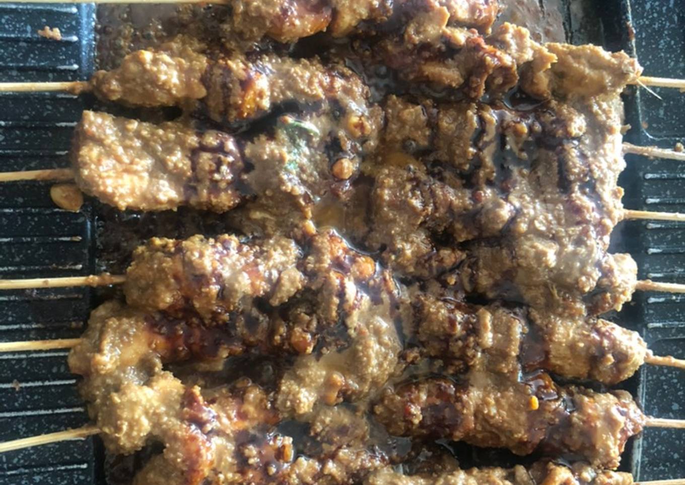 Sate ayam bumbu kacang