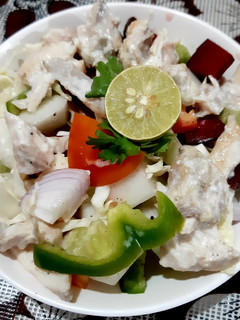 A picture of Chicken salad.