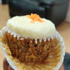 A picture of Carrot cupcakes.