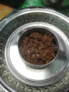 மாங்காய் ஊறுகாய்(mango pickle recipe in tamil) செய்முறை முக்கிய புகைப்படம்