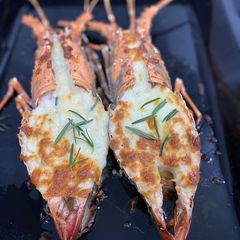 A picture of Garlic Butter Lobster cheese ‼️.