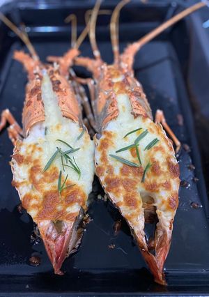A picture of Garlic Butter Lobster cheese ‼️.